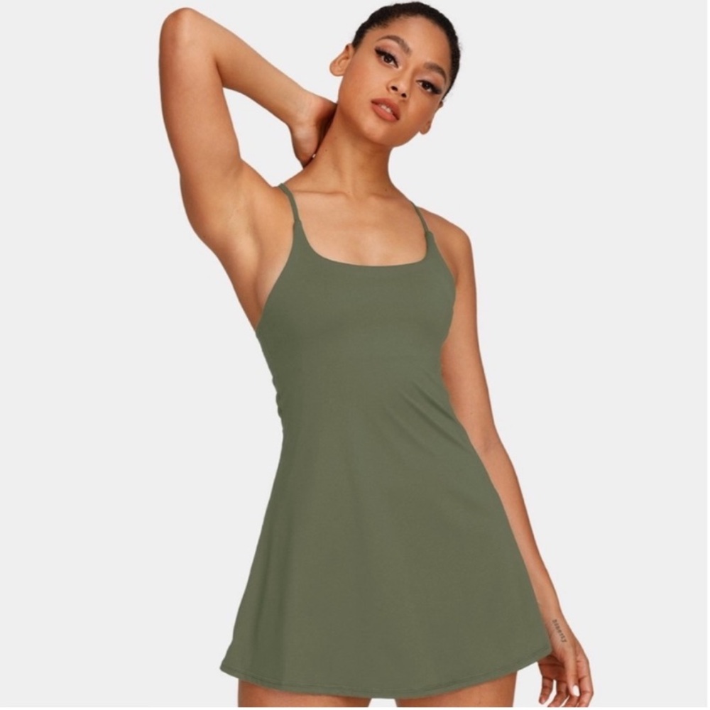 Halara Softlyzero Plush Backless Active Dress Siz… - image 1